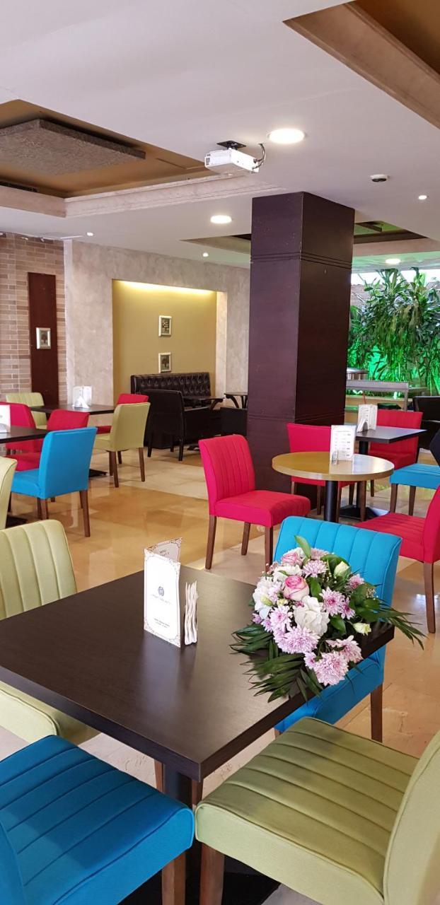 Caesar'S Park Hotel Bejrút Kültér fotó