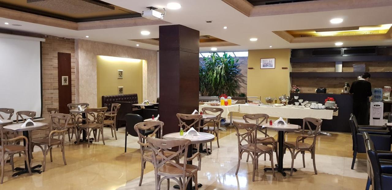 Caesar'S Park Hotel Bejrút Kültér fotó
